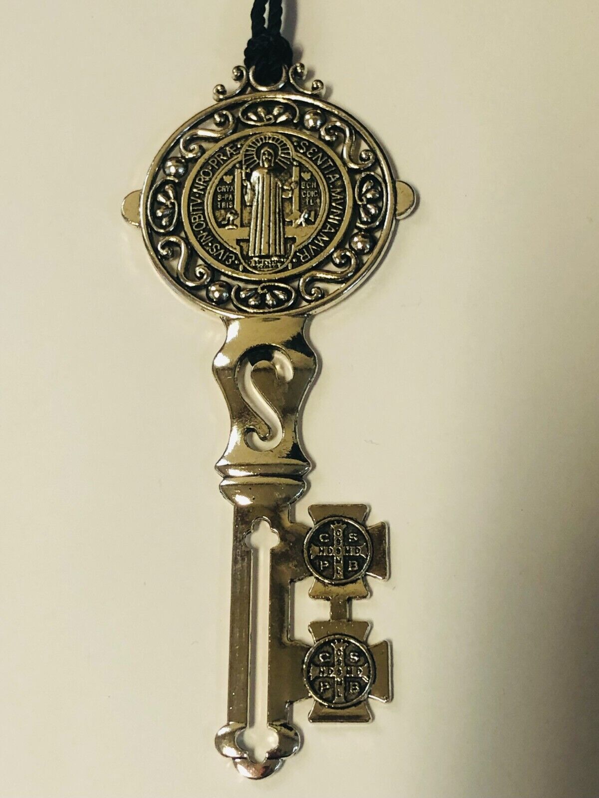 Saint Benedict Medal Large Key Hanger, New - Bob and Penny Lord