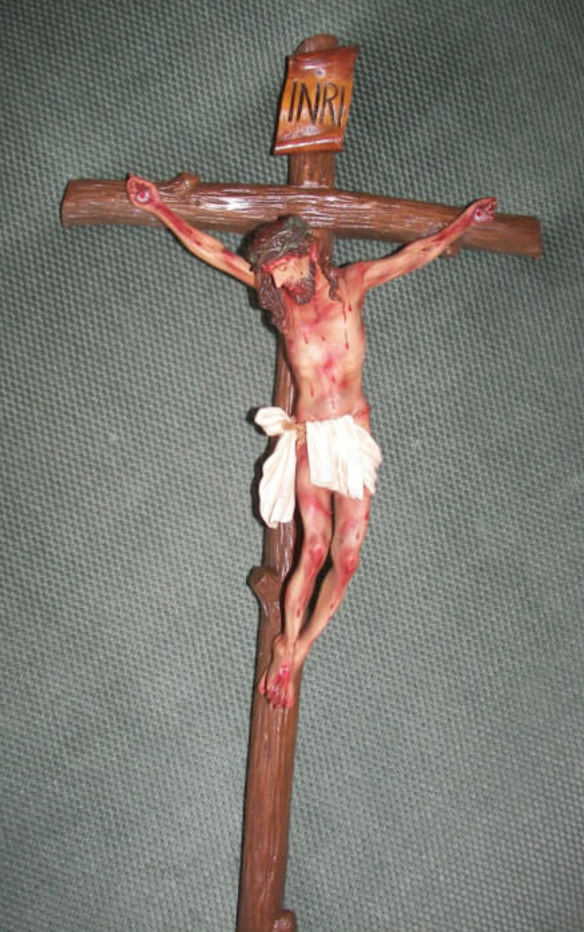 24 inch Crucifix hand made in Colombia - Bob and Penny Lord
