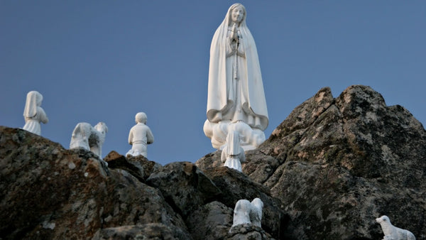Nuestra Senora de Fatima - Bob and Penny Lord
