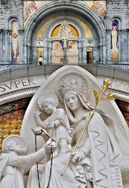 Our Lady of the Rosary in Lourdes Video Download MP4 - Bob and Penny Lord