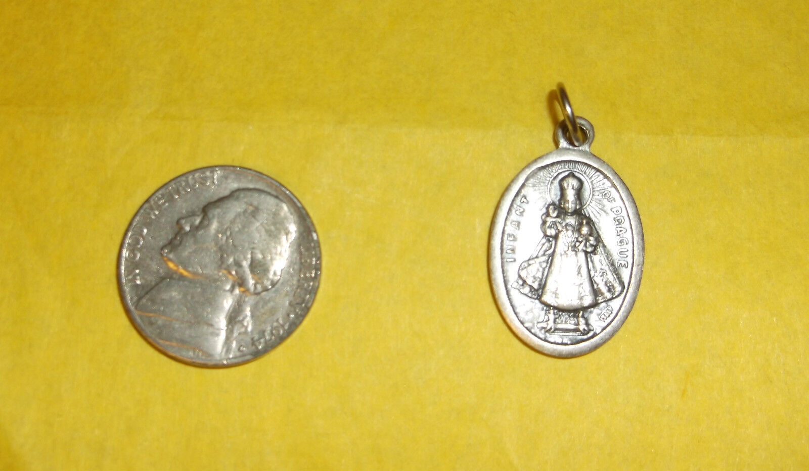 Infant of Prague/Sacred Heart Medal, from Italy New - Bob and Penny Lord