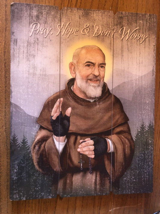 Padre Pio Image set on Wood Pallet, New - Bob and Penny Lord