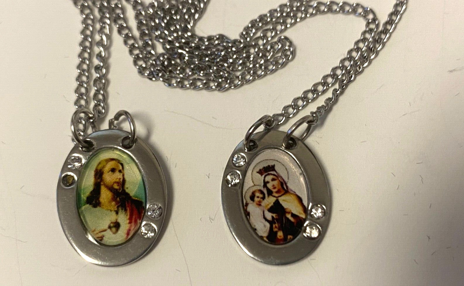 Sacred Heart & Our Lady of Mount Carmel Scapular with Oval Images, New