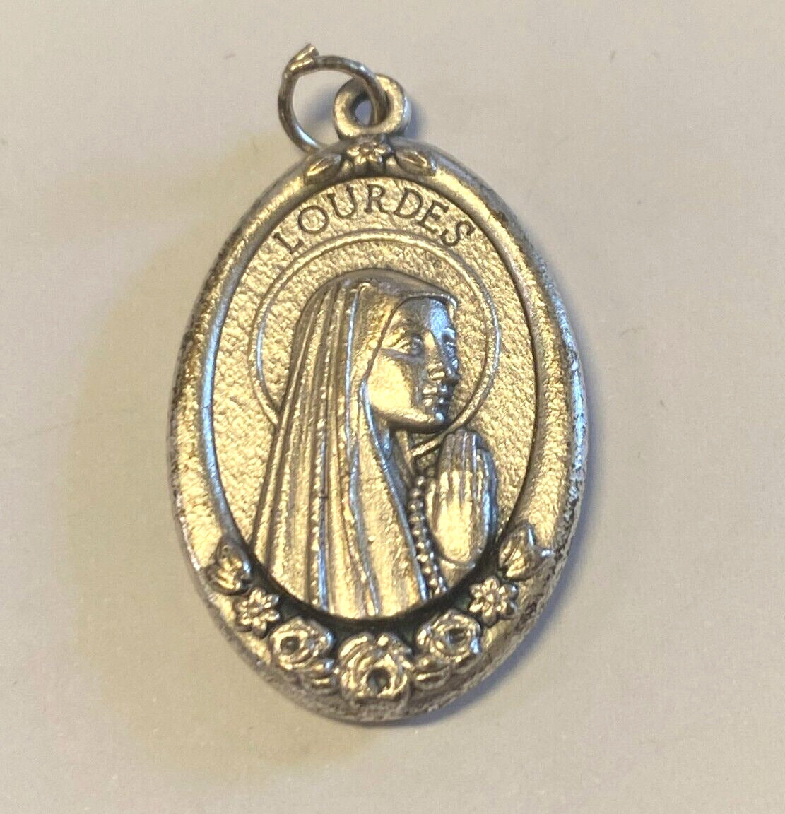 Our Lady of Lourdes/St Bernadette Oval 2 sided medal, new from France